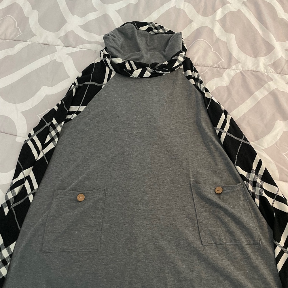 Long sleeve sweater